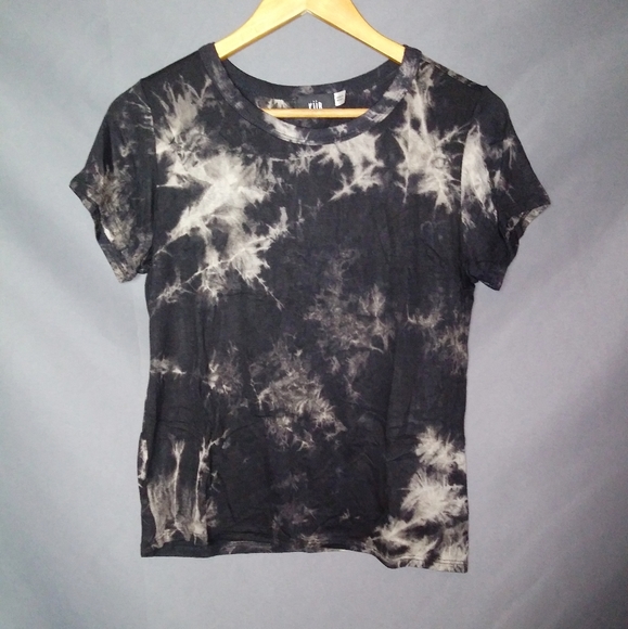 Tie dye black T-shirt rayon and spandex - fitted - Picture 10 of 11